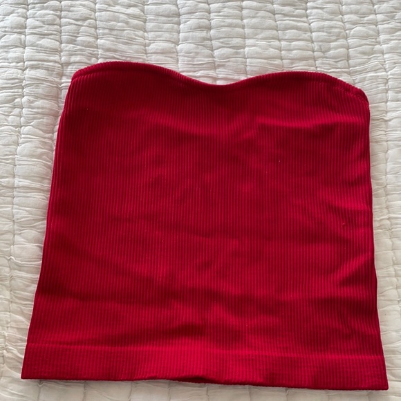 Crop top. Stretchy - Picture 1 of 1